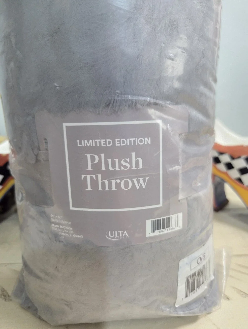 Ulta Beauty Limited Edition Plush Throw Blanket Solid Gray 50